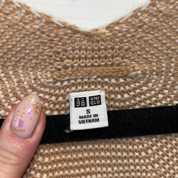 Tan cotton sweater - Picture 3 of 6